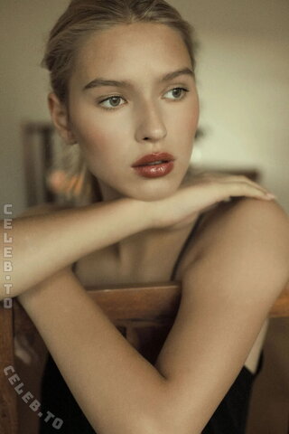 Lea Mohr - Ola Ajani Shoot 2018