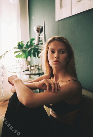 Lea Mohr nude photo 498