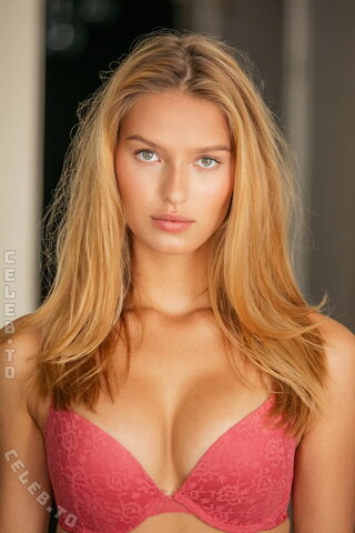 Lea Mohr nude photo 491