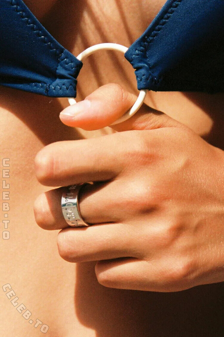 Lea Mohr nude photo 8