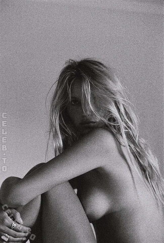 Lea Mohr nude photo 13