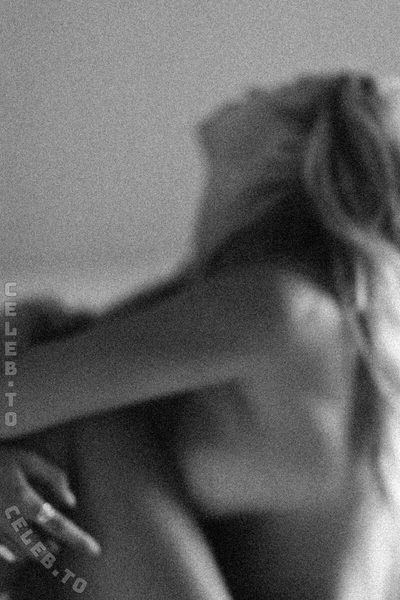 Lea Mohr nude photo 14