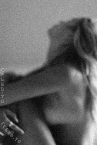 Lea Mohr nude photo 2