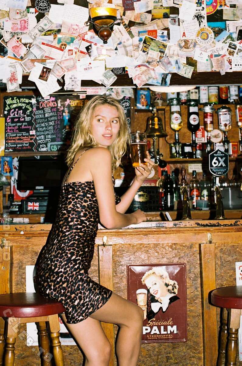 Lea Mohr nude photo 12
