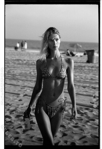 Lea Mohr nude photo 15