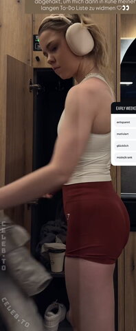 Lea Peach nude photo 15