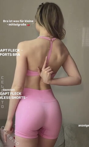 Lea Peach photo 5