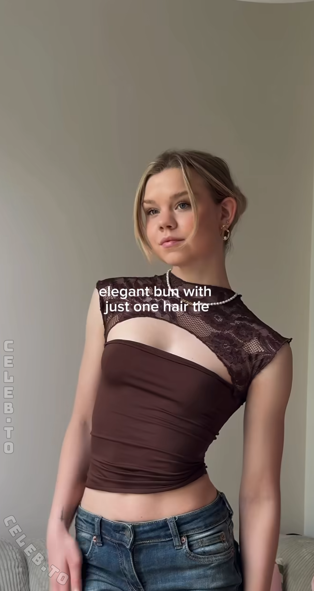 Lea Peach nude photo 1