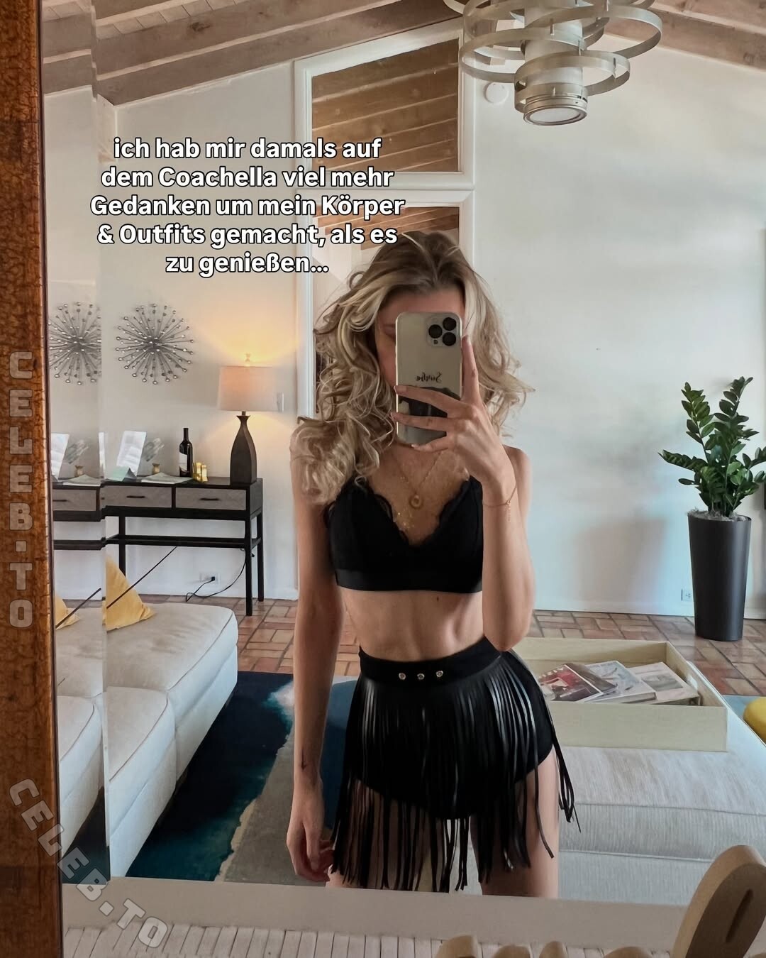 Lea Peach nude photo 1