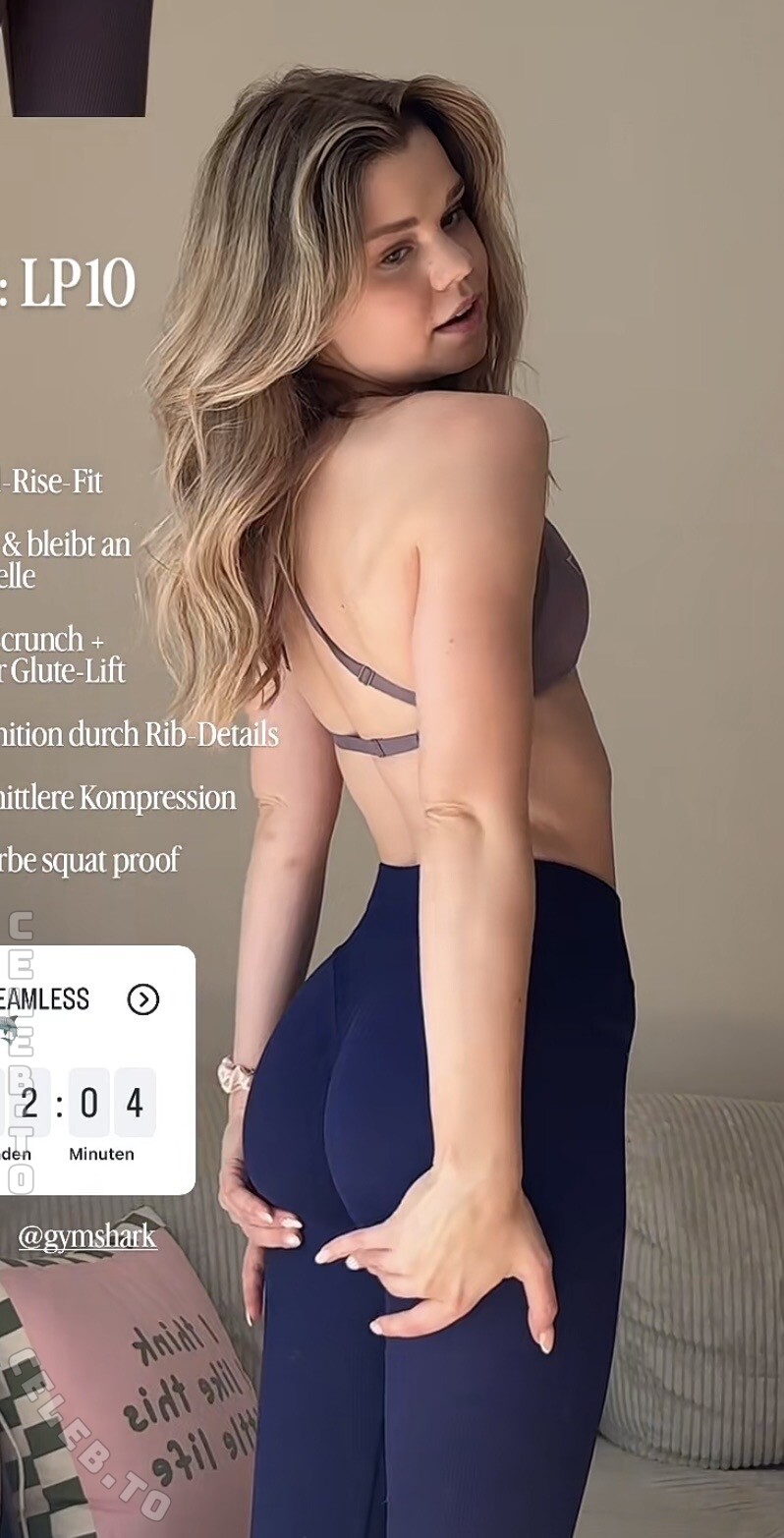Lea Peach nude photo 2