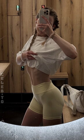 Lea Peach – such a hot body