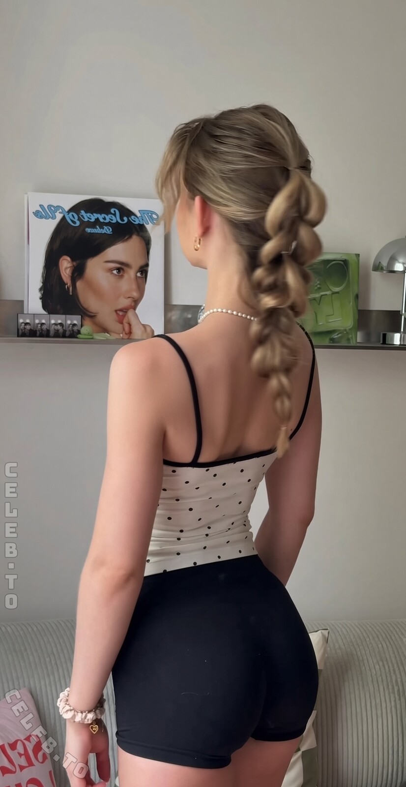 Lea Peach nude photo 7