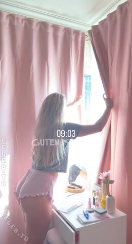 Lea Rosenboom nude photo 18