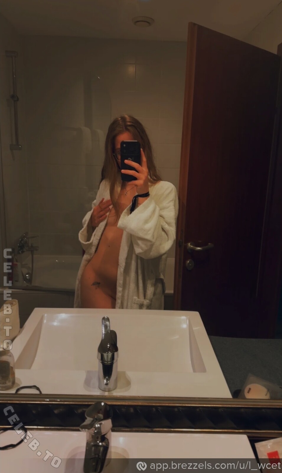 Lea wcet nude photo 2