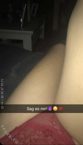 lea.crrl – From Snapchat, she really wrote very sweetly🥵