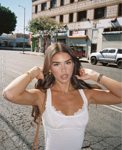 Leah Halton – New insta post