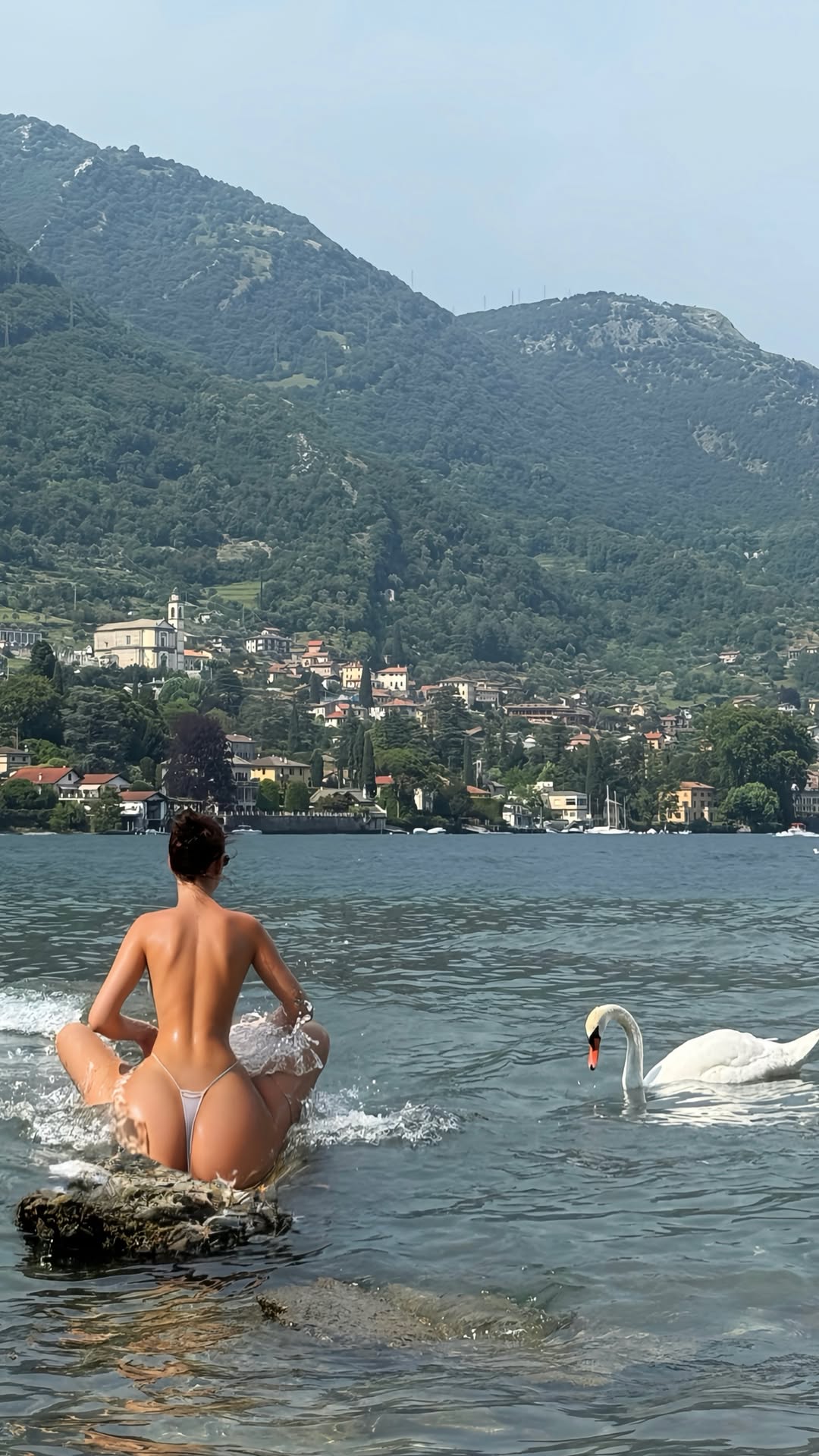 ledusula nude photo 1