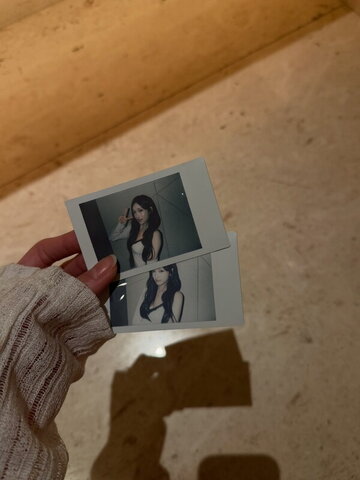 Lee Hyun-seo nude photo 5