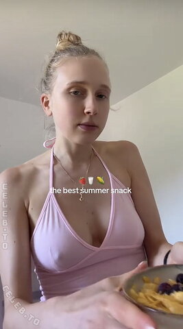 Lee Paulina New (1 photo)