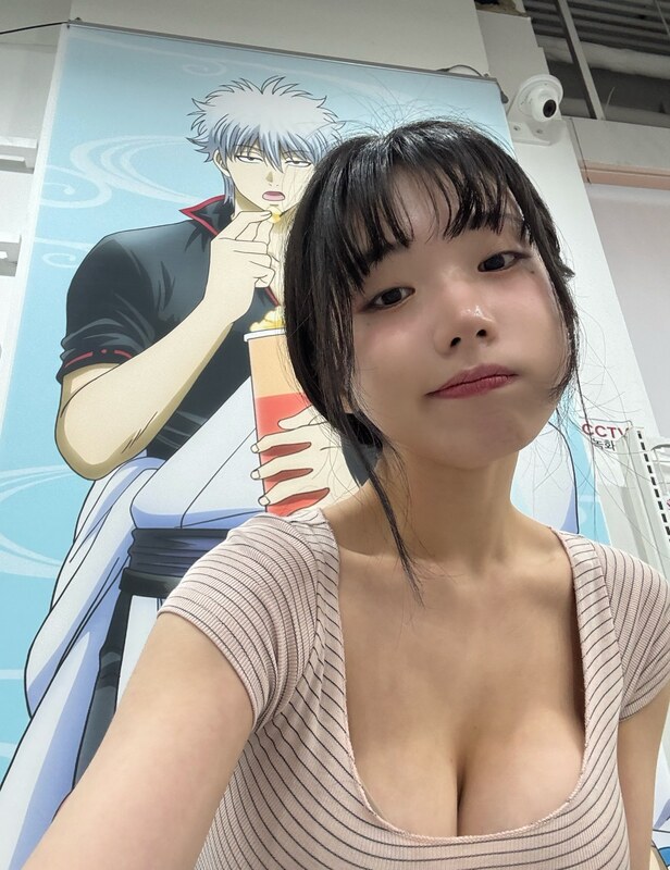 Lee Yeon-woo nude photo 20