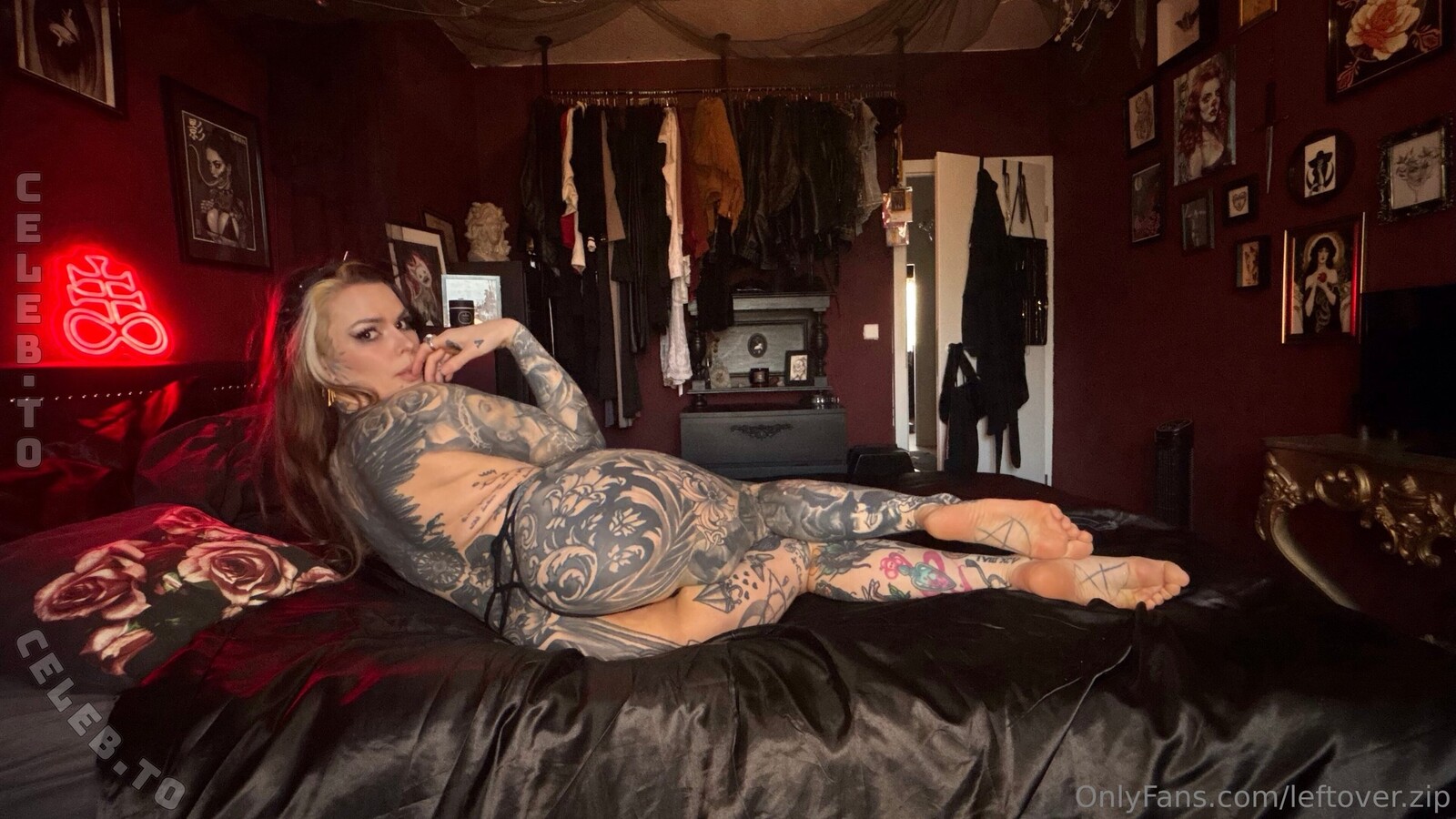 Leen Leftover nude photo 6