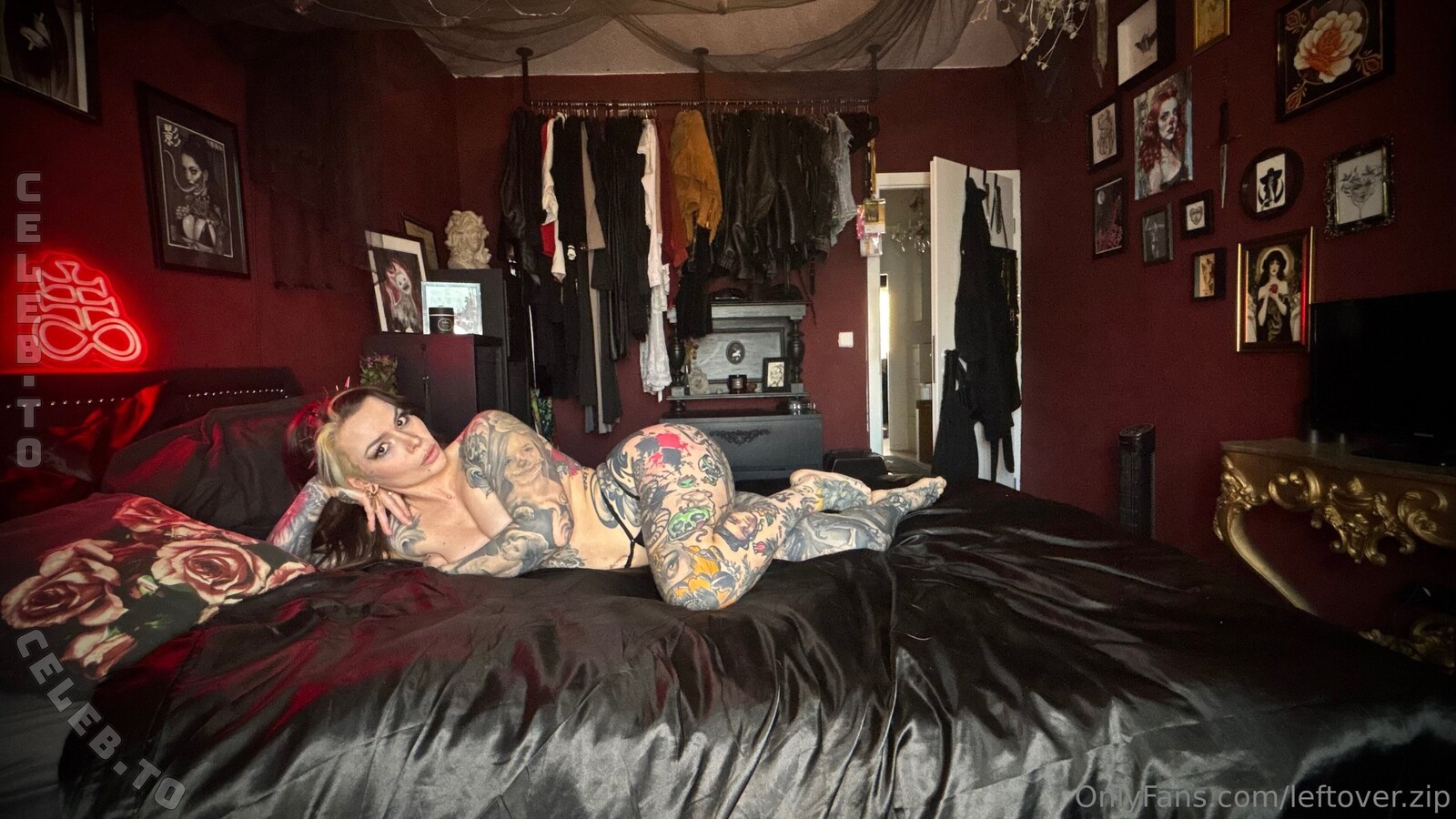Leen Leftover nude photo 7