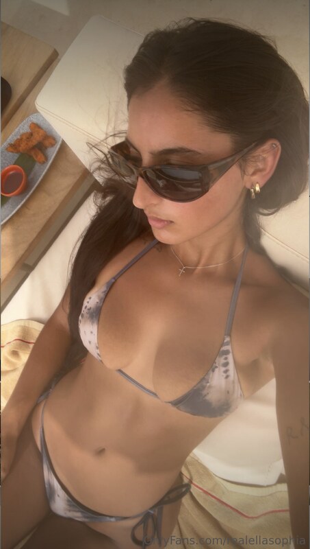 leiathorne_ nude photo 4