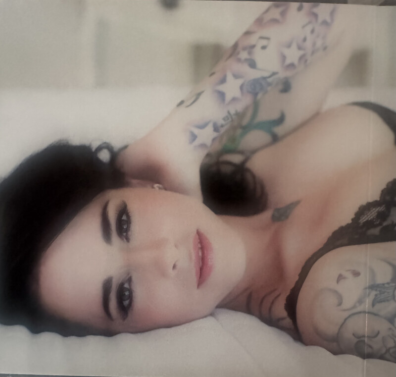 Leigh wolfe nude photo 2