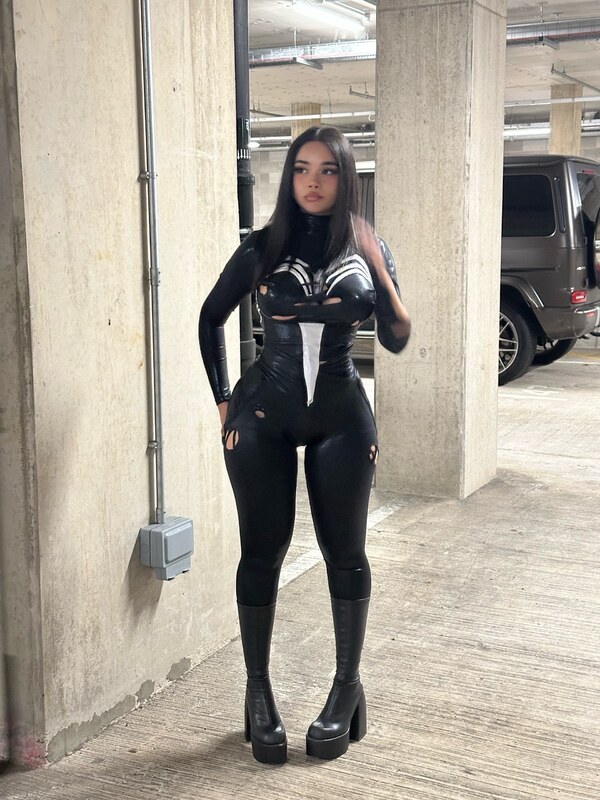 Lela Sohna nude photo 2
