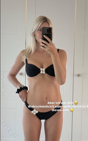 Lena Gercke nude photo 1