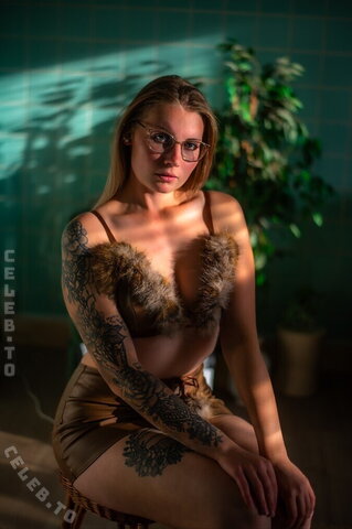 Lena Jaeger nude photo 10