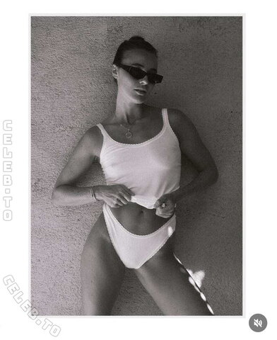 Lena Lademann nude photo 1