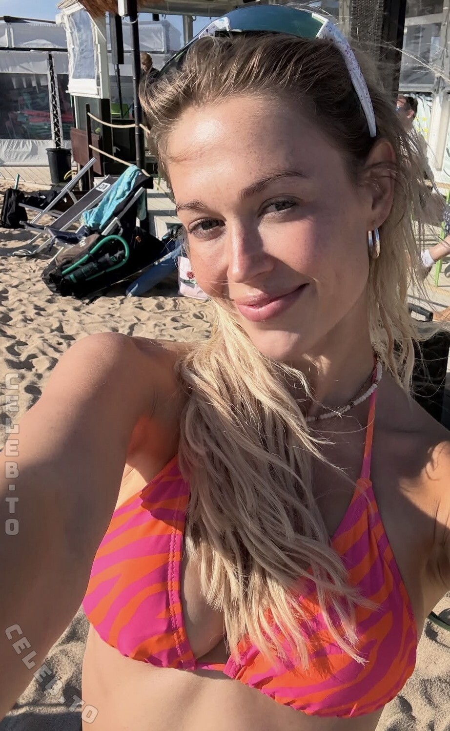 Lena Schwender nude photo 1