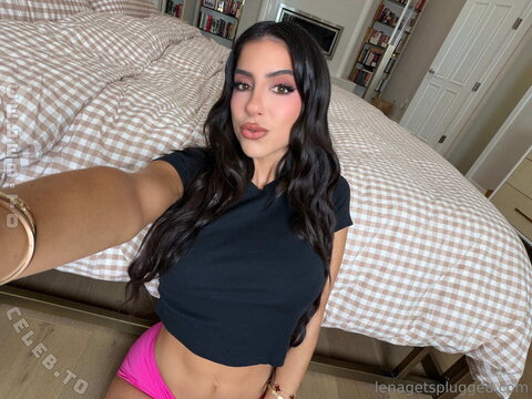 Lena The Plug photo 3