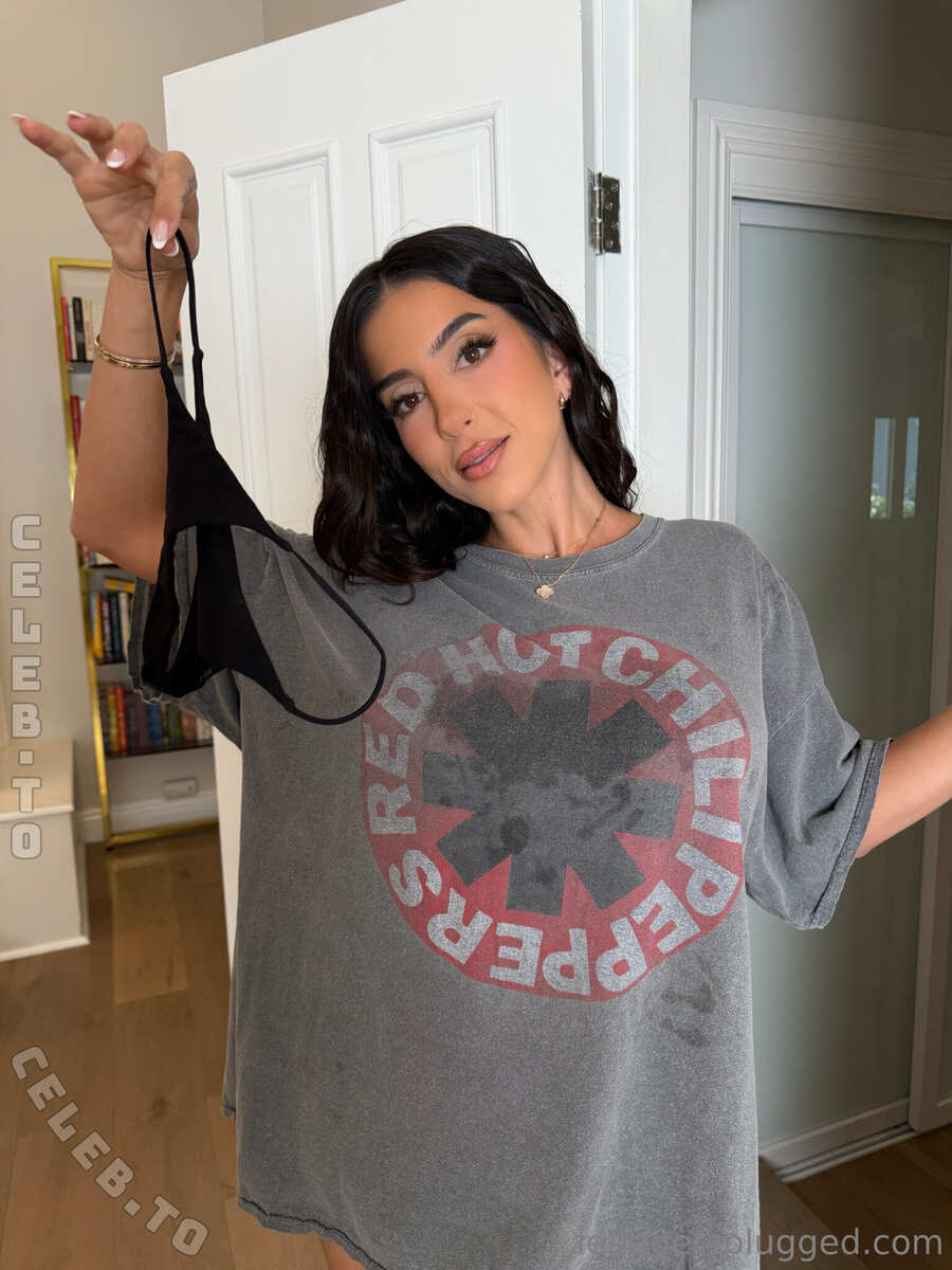 Lena The Plug nude photo 5
