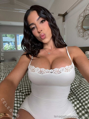 Lena The Plug photo 2