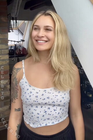 Lena Westermann nude photo 10