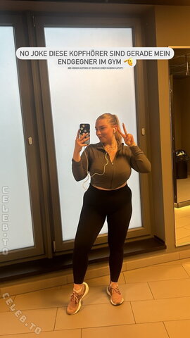lenadenisee nude photo 37