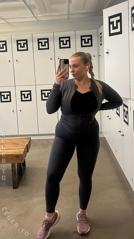 lenadenisee nude photo 28