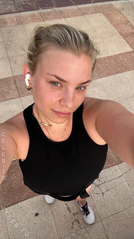 lenadenisee nude photo 11