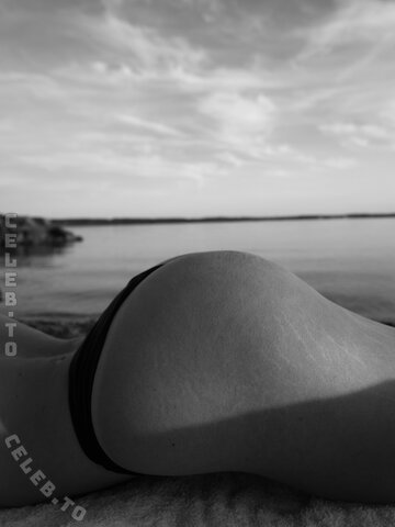 lenahnmn nude photo 1
