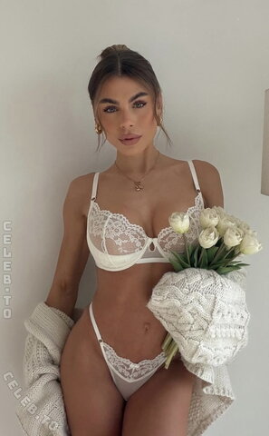 Lenaknk nude photo 24