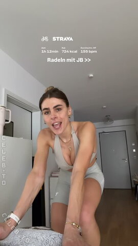 Lenaknk nude photo 17