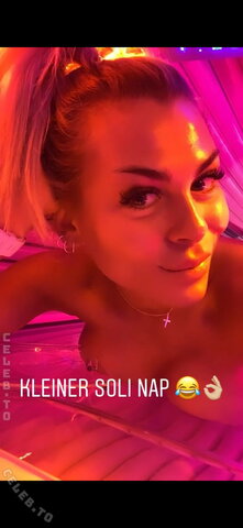 Lenaknk nude photo 4