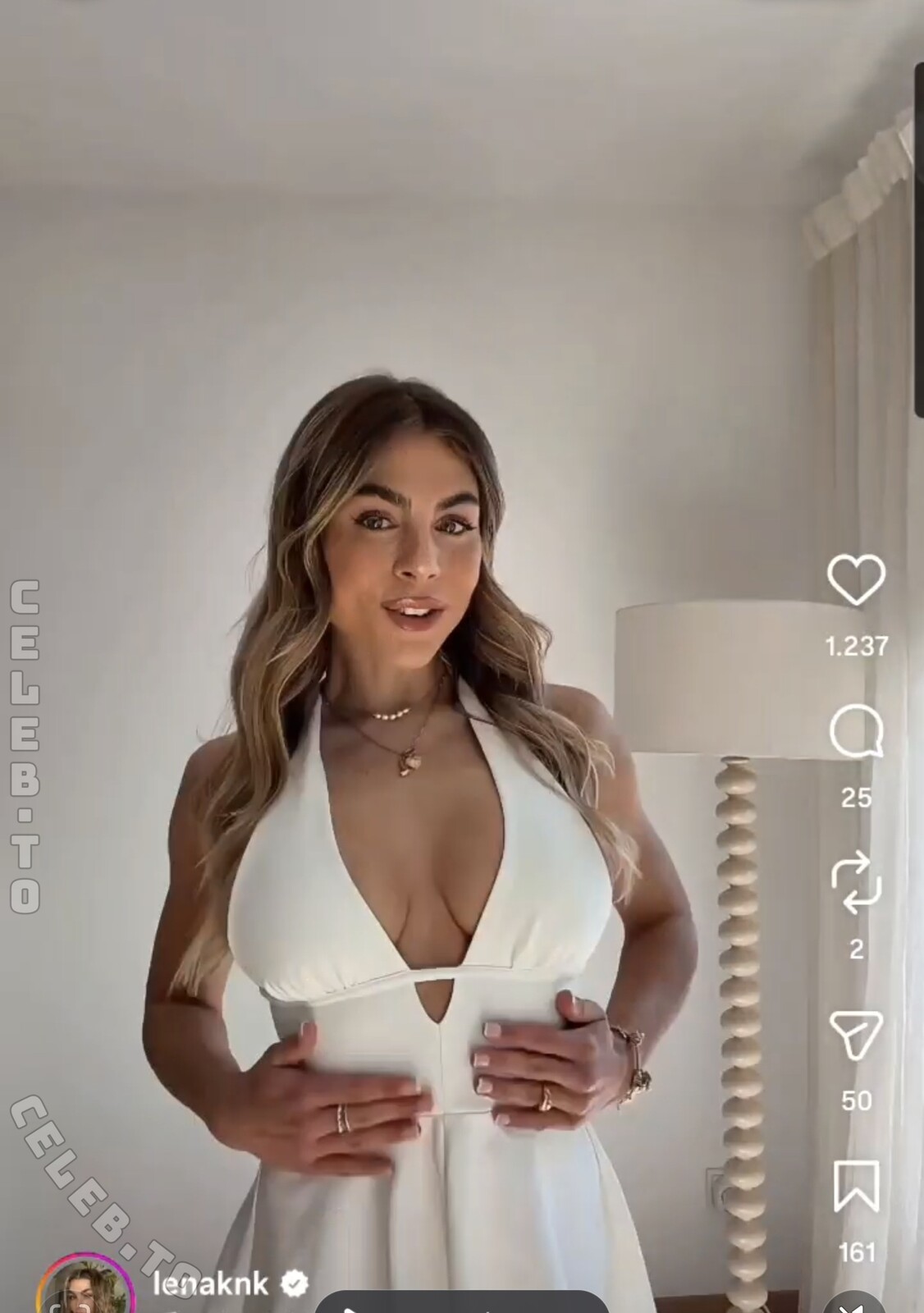 Lenaknk nude photo 3