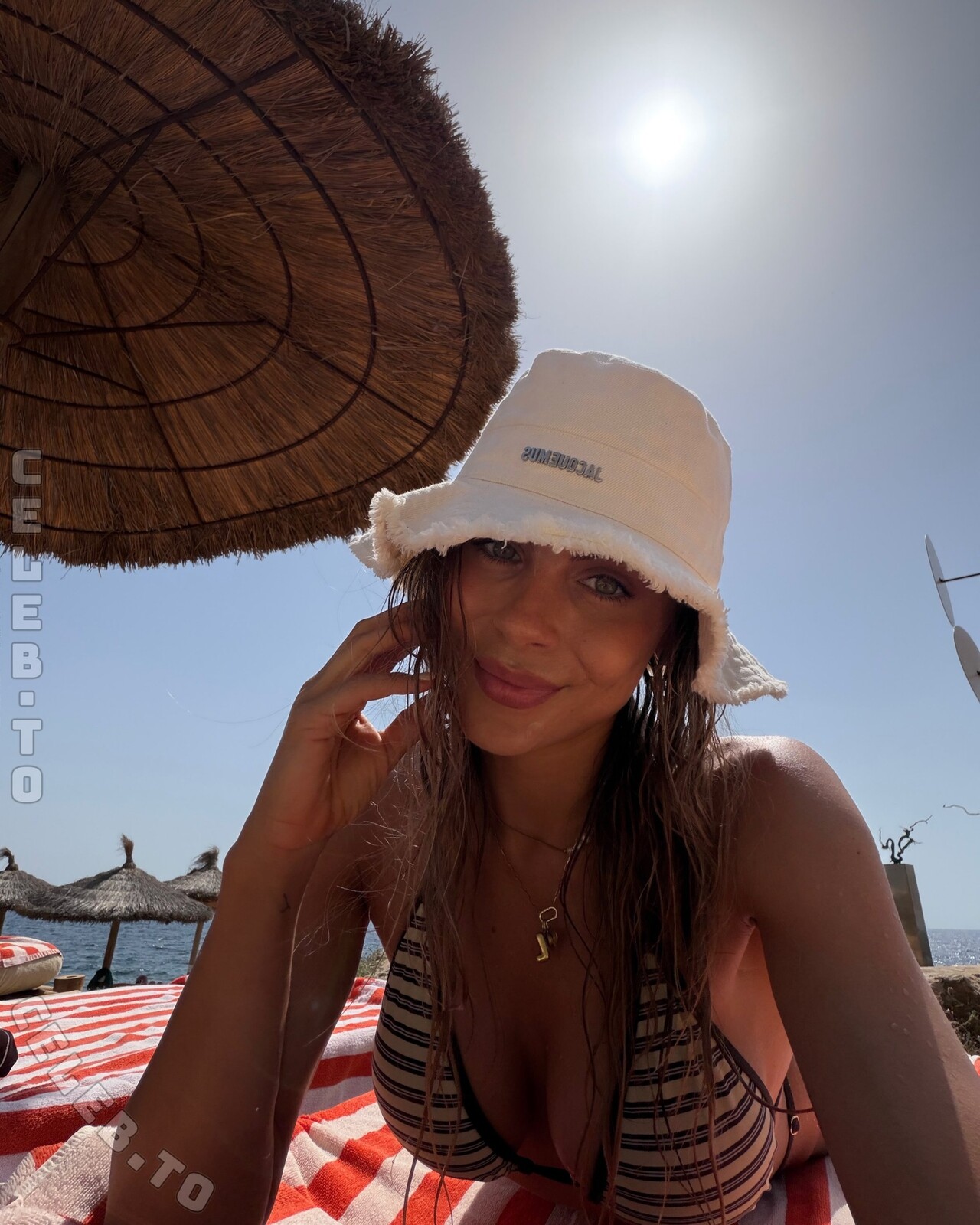Lenaknk nude photo 1