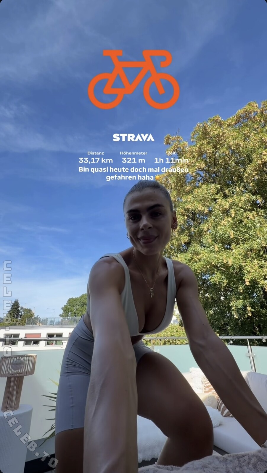 Lenaknk nude photo 3