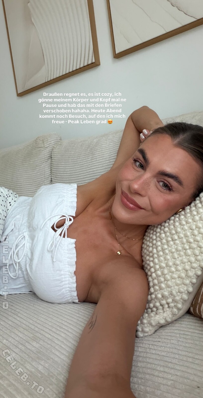Lenaknk nude photo 2