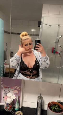 lena.kra04 nude photo 11