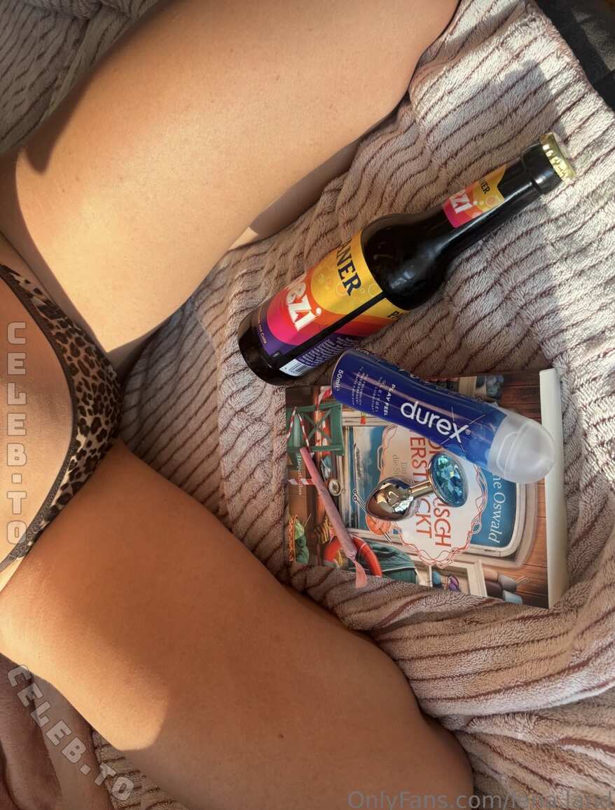 LenaLand nude photo 2